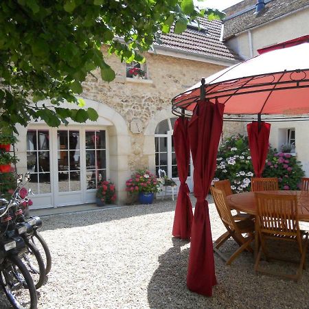 Les Mille Et Une Pierres Mareuil-le-Port ภายนอก รูปภาพ